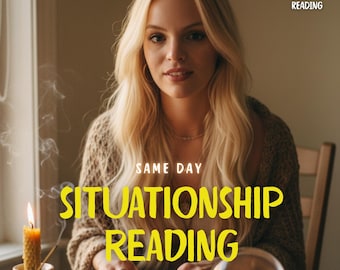 Könnte beinhalten: Eine Frau mit langen blonden Haaren steht im Mittelpunkt dieses Bildes. Der Text auf dem Bild lautet "SITUATIONSHIP READING" und "Psychic Aurora". Eine brennende Kerze und eine Kristallkugel befinden sich auf dem Tisch. Das Bild enthält auch den Text "5 STAR REVIEWS" und "DETAILED TAROT & PSYCHIC READING".