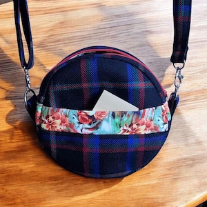 Sac bandoulière rond à carreaux, sac à main tambourin pour femmes en tweed tartan, sac de gourde en laine fait main à bandoulière, sac à main messager circulaire fermé par fermeture éclair