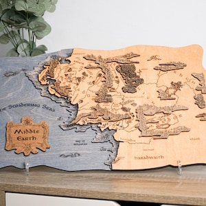 Kaart van Middle Earth – Handgemaakte houten Lord of the Rings-muurkunst – Fantasiecadeau voor Tolkien-fans – Lasergegraveerd LOTR-decor