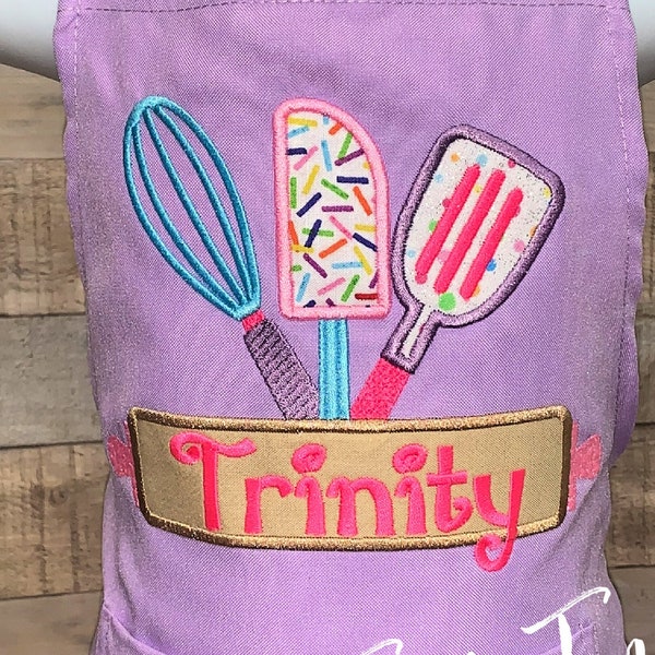 Personalized Gift Child lightweight lavender Apron with Pocket for Boys and Girls Kitchen Cooking Baking