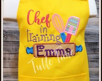 Personalized Gift lightweight Chef in Training Child Apron with Pocket for Boys and Girls Kitchen Cooking Baking Personalise