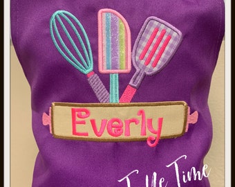 Personalized Gift lightweight Child Apron with Pocket for Boys and Girls Kitchen Cooking Baking gift