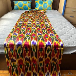 Authentic Vintage Uzbek Silk Ikat – Handwoven Antique Textile (1922–1945)