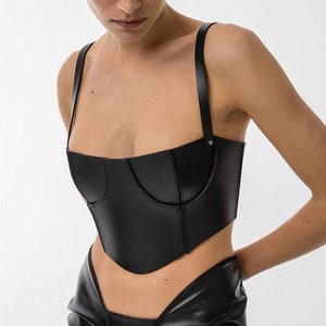 Sujetador de cuero para festivales rave, corsé de cuero sobre el busto, corsé Ren Faire, bustier de cuero hecho a mano, bralette de cuero para mujer.