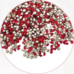 50 x Vintage PP21/SS10 Light Siam 2.70-2.80mm Swarovski Crystal Rhinestone Point Back Chaton Stones Art. 1100 - SD11