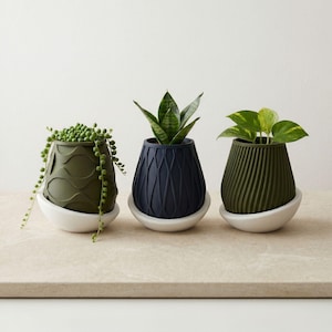 Geometric Planter with Drainage, 3D Printed Modern Sculpted Plant Pot, Plant Lover Gift, College Dorm Decor, Succulent Planter
