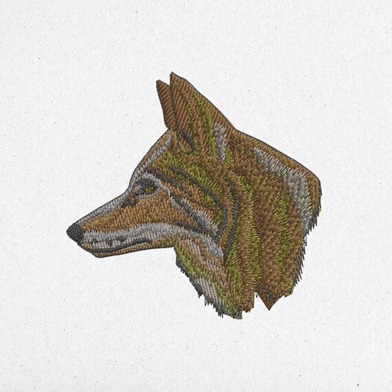 Wolf Embroidery Design - Realistic Wildlife Digital Machine Embroidery File | 7x7 cm, 10x10 cm, 15x15 cm | Instant Download