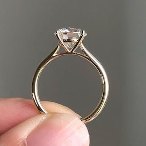 Moissanite Round Cut Engagement Ring, Round Solitaire Ring, 14k Solid Gold Ring, Anniversary Gift Ring, Bridal Ring Dainty Personalized Gift