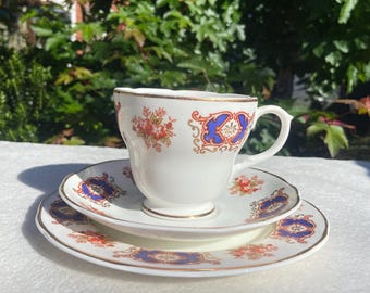 Vintage Teacup Candle – Upcycled Soy Wax Candle – Cottagecore Decor – Sustainable Gift for Her