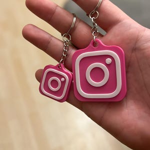 Potenzia il tuo networking con questo portachiavi NFC per Instagram Business! - Condivisione istantanea del profilo, strumento di social networking personalizzato