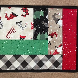 Quilted Christmas mug rug, log cabin pattern, gnome snack mat, item #93