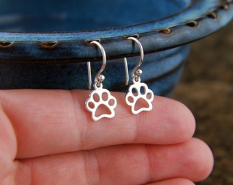 Paw print charm earrings in sterling silver, pawprint, cat paw, dog paw, heart charm, cat jewelry, dog jewelry, pets, mother's day