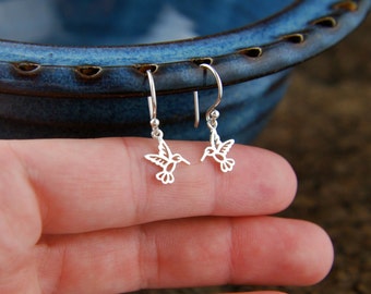 Sterling silver or gold tiny hummingbird charm earrings, hummingbird earrings, silver bird earrings, bird charm, mother's day