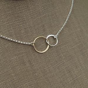 Interlocking rings necklace in sterling silver and bronze, two linked circles, interlocking circles, mixed metals, mother's day