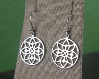 Mandala pendant earrings in sterling silver, geometric, mystical, bohemian, mandalla, yoga inspired, flower