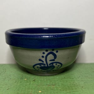 Vintage Beaumont Pottery Bowl,  Salt Glazed Cobalt Blue Heart Design, 4"