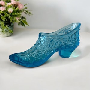 Vintage Fenton Aqua Blue Glass Shoe Slipper in Daisy Button Pattern. Art Glass Collectibles. Pat Oct 19/ 86. 5&quot; long