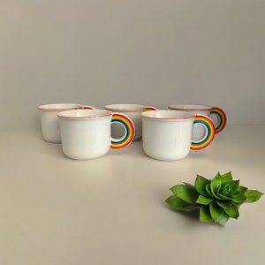 Vandor Rainbow Mugs- 5 Piece Set. Vintage! Retro! Hard to Find! 1970s Rainbow Handle- Excellent Condition