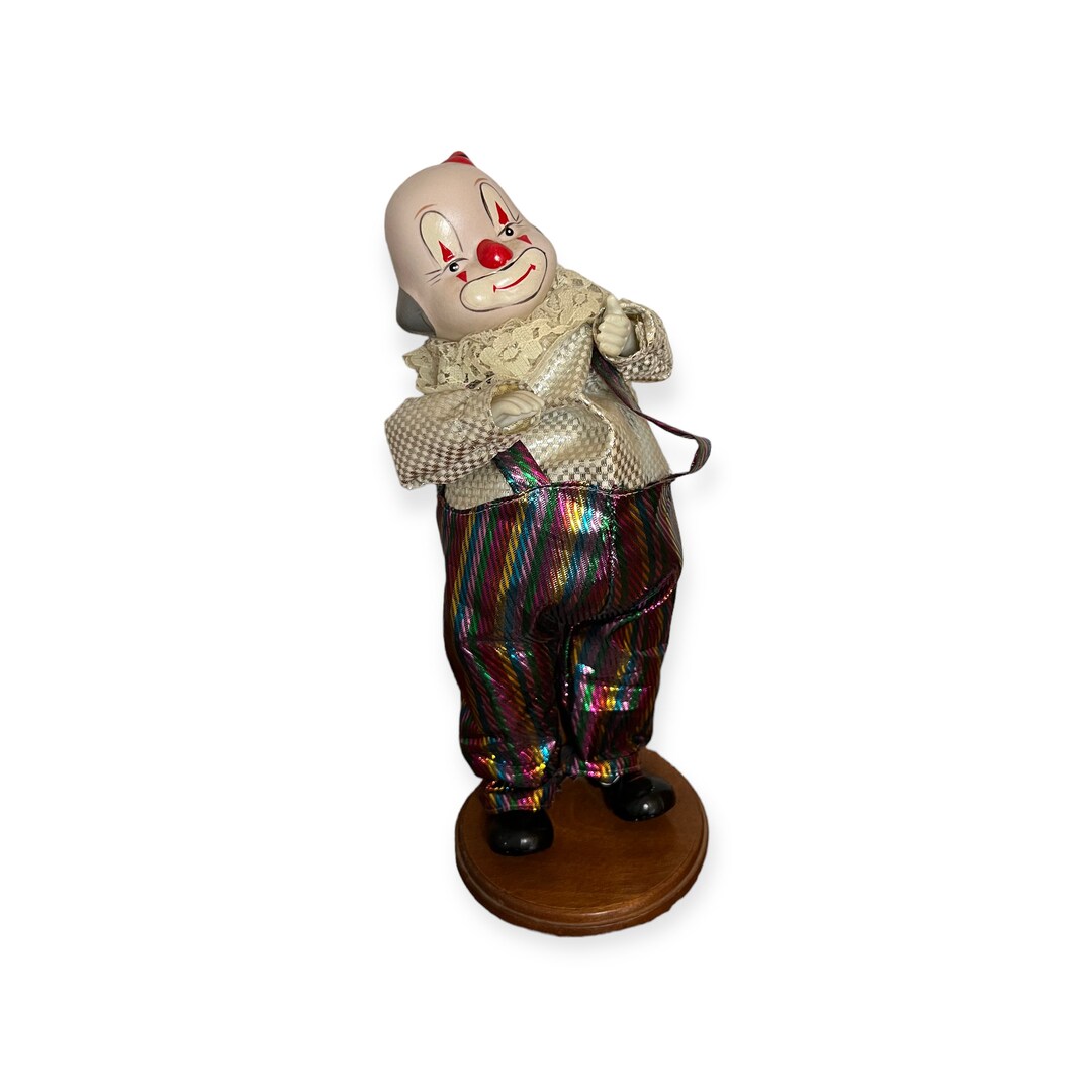 Vintage Musical Clown Figurine. 1980s Wind up Moving Clown. 11.5 Tall