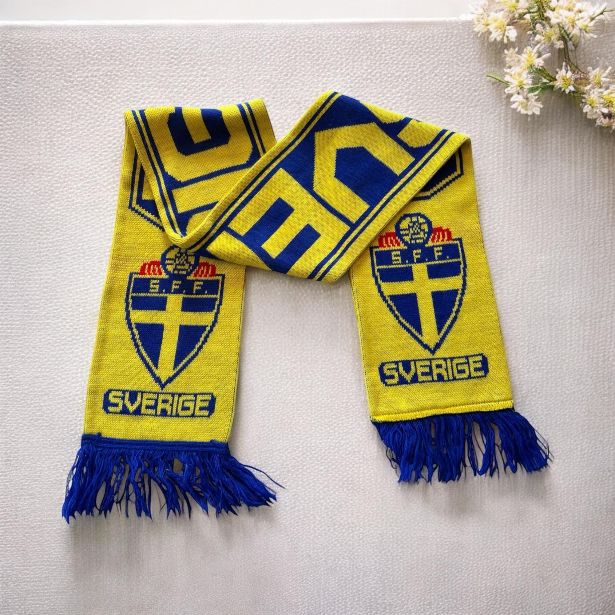 Vintage SFF Futbol Soccer Scarf. Sverige Red, Blue and Yellow