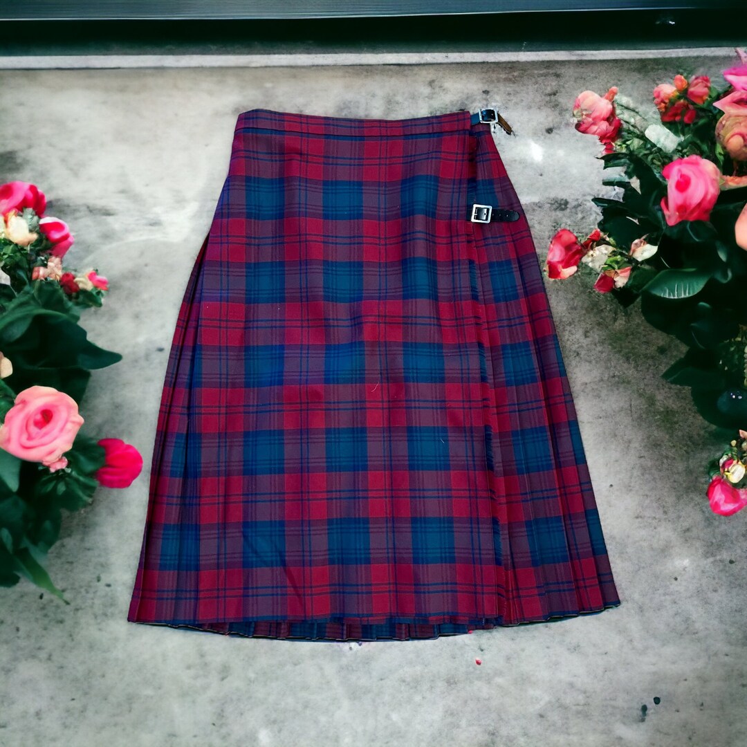 Vintage Red and Green Wool Kilt. Strathmore Scotland Etsy