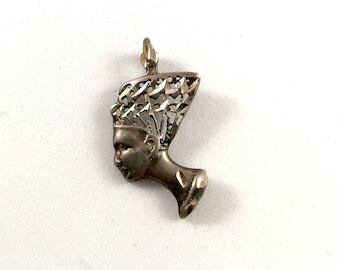 Vintage Sterling Egyptian Pendant. Small Sterling Silver Egyptian Goddess Pendant- Charm. Nefertiti. Egyptian Queen. Pharaoh. Egyptian God.