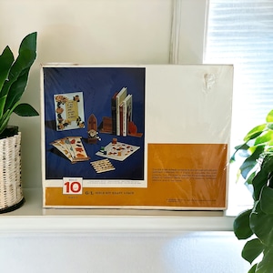 Vintage kraft-bijbelpakket uit 1969. Middler 10-daagse GL Kit Kraft 4-pack religieuze kunstnijverheidsset. Ongeopend.