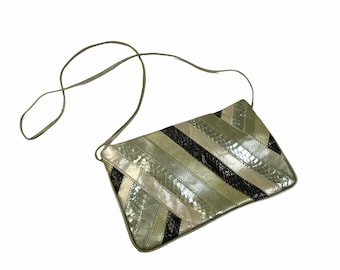 Vintage Pistachio Green Brown Flat Snakeskin Stripes Striped Clutch Purse Bag Handbag