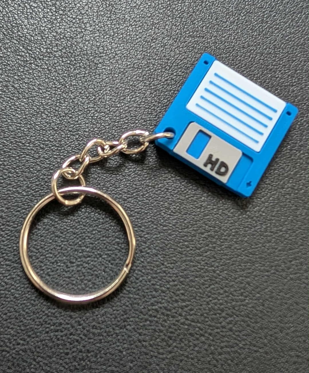 Retro Floppy Disk Keyring: 3D Printed 80s-90s Nostalgia - Etsy