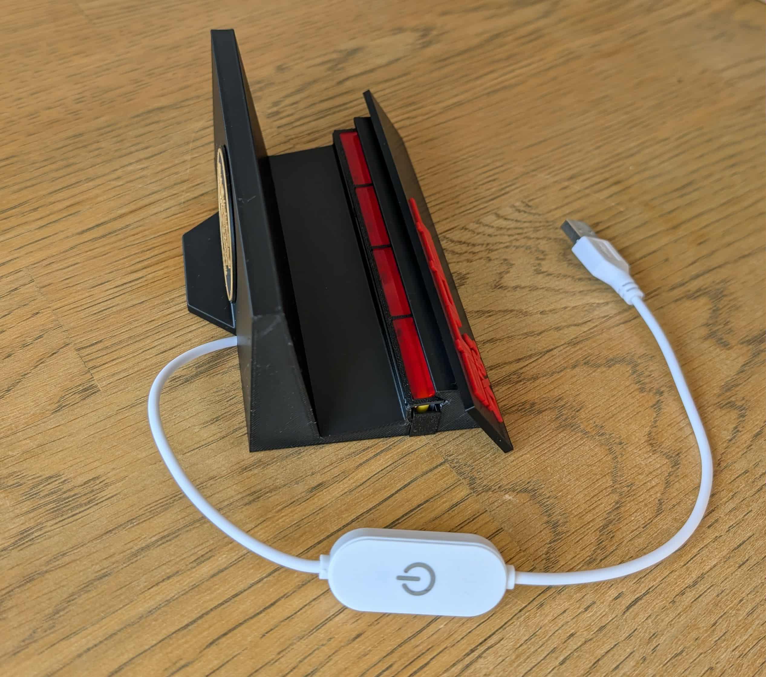 スタンド ビンテージ Sinclair ZX81 Retro Display Stand With