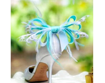 Clips de zapatos de boda Aqua Blue & White Anemone Plumes Bow. Francés Christian Louboutin inspirado, sofisticada declaración dama de honor extravagante