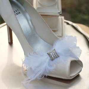 Shoe Clips White / Ivory Bow. MANY COLOURS AVAILABLE Holidays Wedding, Ostrich Plumes. Bride Bridal Bridesmaid, Edgy Bold Rockabilly Couture image 3