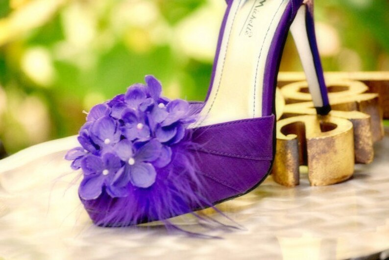 Royal Purple Blue Red Hydrangeas Shoe Clips Sophisticated Bride Bridal Bridesmaid Couture Wedding Pearl /& Feather Bloom Bunch Petals