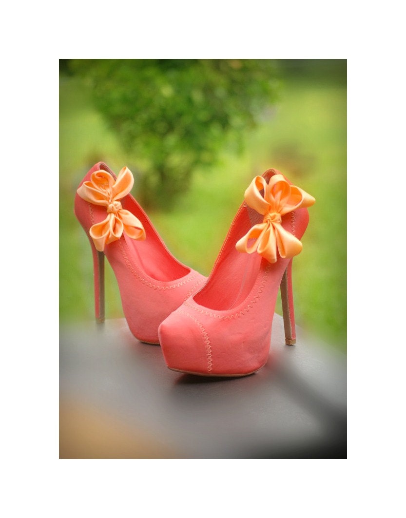 Women Peach Solid Block Heels – Inc5 Shoes
