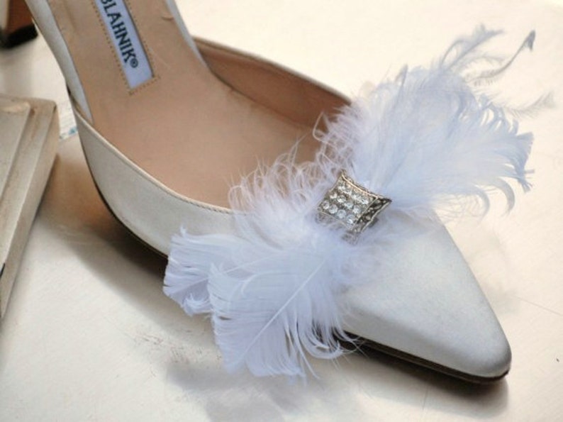 Shoe Clips White / Ivory Bow. MANY COLOURS AVAILABLE Holidays Wedding, Ostrich Plumes. Bride Bridal Bridesmaid, Edgy Bold Rockabilly Couture image 4