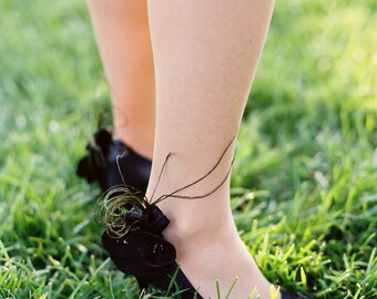 Stunning Black Shoe Clips. Peacock Flue Strand Beads, Winter Holidays Gift Under 40, Feminine Sophisticated Couture, Noir Goth Gothic Ebony