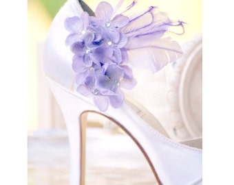 Shoe Clips Lavender Hydrangeas & Feathers. Stylish Elegant Garden Tea Party, also blue ivory apple green pink teal, Pearl / Rhinestone gem