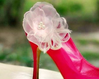 PINK Bridal Shoe Clips. Ivory White Beige Teal Coral Blue. Bride Bridesmaid Fashion Engagement, Feminine Elegant Romantic, Pearl Glass Beads