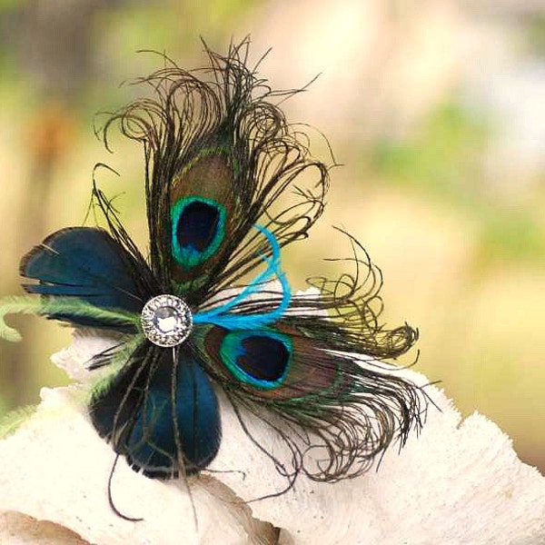 MINI Peacock Feather Butterfly Fascinator COMB / Pin. Peacock Hair Accessory, Bride Bridesmaid Flower Girl Hair Pin. Paon Papillon Statement