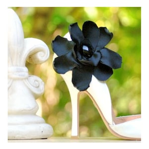 Shoe Clips Luxurious Black. White Ivory Blue Red Shoe Clip. Sophisticated Couture Bride Bridal Bridesmaid Party Gift, Gothic Goth Noir Heels