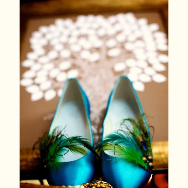 Wedding Shoe Clips Peacock. Turquoise Lime Green Rooster Feather. Spring Girls Night Out. Metallic Bronze Teal Purple. Bridesmaid Bride Clip