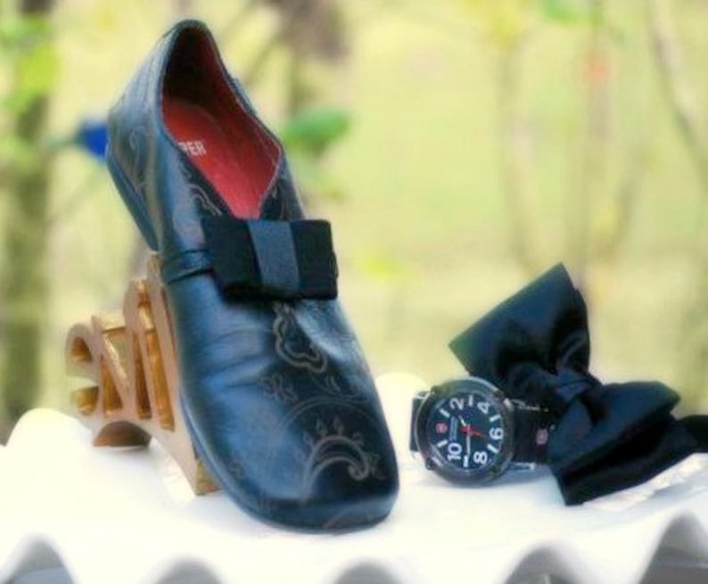 tuxedo shoes with bow