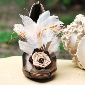 Wedding Shoe Clips Beige Tan Ivory Feathers. Night Party Sexy Sophisticated Elegant Holiday. Spring Statement Decoration Decorative Brooches image 3