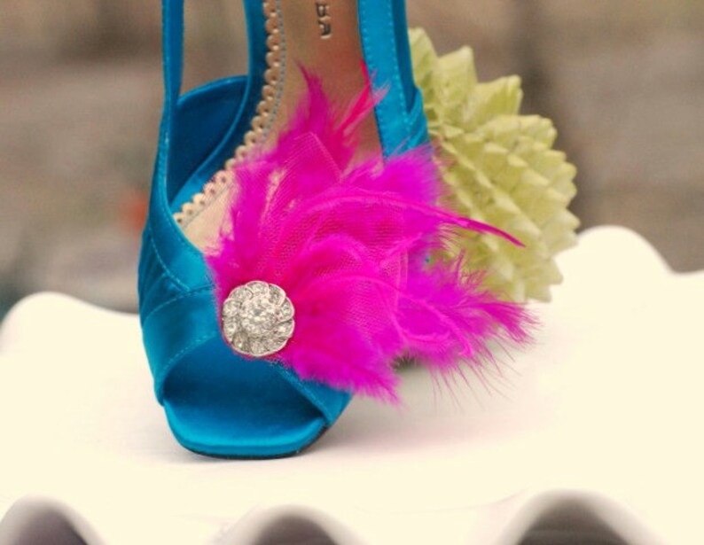 Chic Statement Edgy Bold Cocktail Burlesque Bride Bridal Bridesmaid Couture Shoe Clips Set Fuchsia Fuschia Hot Pink Feathers Rhinestone