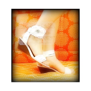 Wedding White or Ivory & Opal Organza Flower Shoe Clips. Bride bridal couture, elegant trendy gift idea, fabulous rockabilly dainty feminine image 2