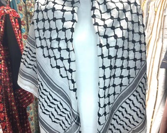 Traditional Palestinian Keffiyeh/Hattah/shemagh scarf made in Jordan | for Men & Women | worn as a head scarf | (Tassel is not included)