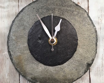Cornish slate round clock - silent mechanism - 15 cms