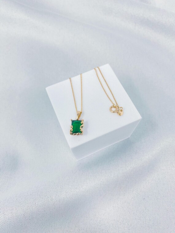 エメラルドグリーンジルコンネックレス：14Kゴールドフィルド