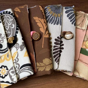 Vintage Floral Travel Jewelry Organizer: Handmade Jewelry Roll