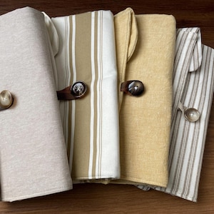 Astuccio porta pennelli da trucco dai colori neutri: organizer da viaggio, regalo perfetto per lei.